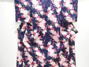 桜に金魚模様浴衣